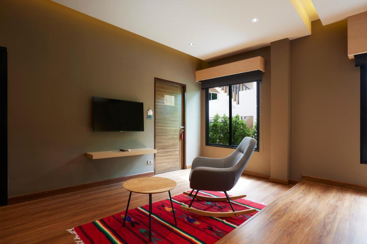Sand Dollar Boutique Hotel Bang Sare Bagian luar foto
